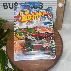 Hot Wheels Christmas Hot Tub Vehicle 2024 1:64 Scale Ages 3+